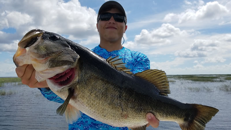 Summer Big Bass Fishing Charter